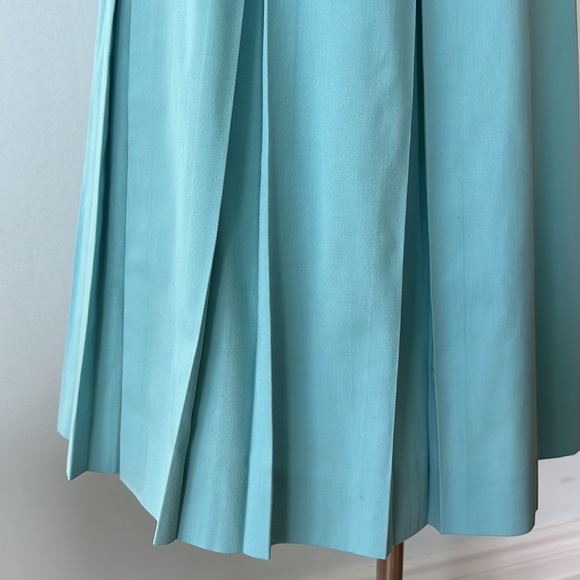Robin Egg Blue vintage high waisted pleated skirt - Picture 3 of 8
